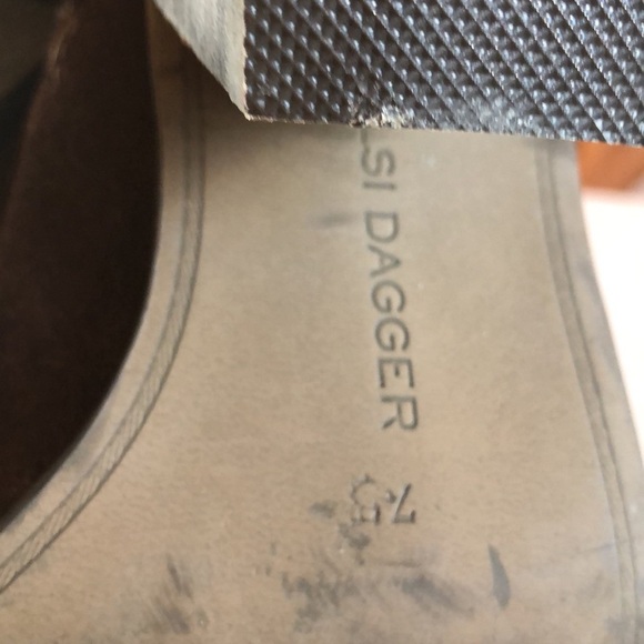 Kelsi Dagger tall genuine suede espresso brown boot wood heel inside zip 7.5 - Picture 10 of 10